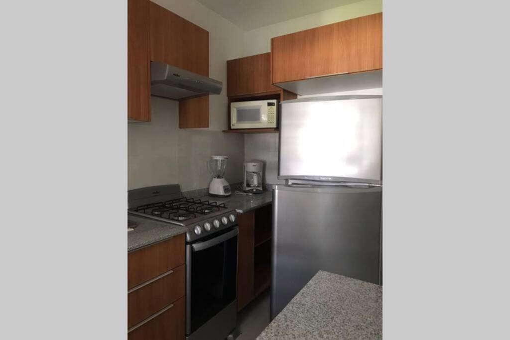 ¡NUEVO! Hermoso departamento con alberca. Manzanillo Exterior foto